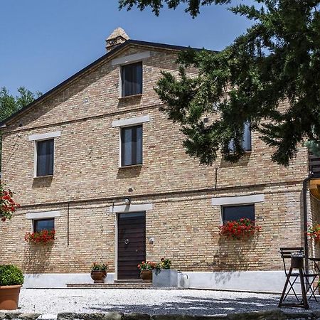 Casa Friano Acomodação com café da manhã Amandola Exterior foto