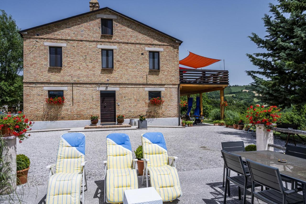 Casa Friano Amandola Exterior foto